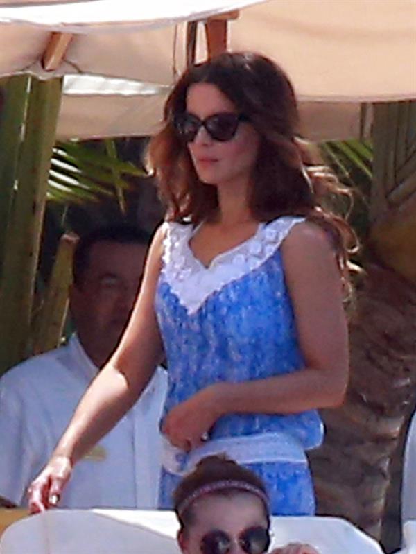 Kate Beckinsale wearing a bikini on vacation in Mexico August 22, 2013 