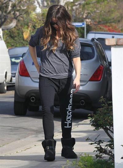 Kate Beckinsale Spotted at a friends house in Pacific Palisades March 32013 