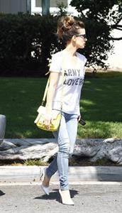 Kate Beckinsale out and about - August 15, 2013  