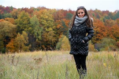 Dana Harem gets nude while enjoying the autumn weather outside