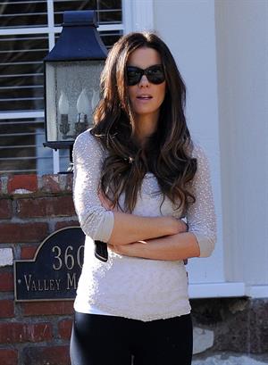 Kate Beckinsale out and about in Beverly Hills 1/19/13 