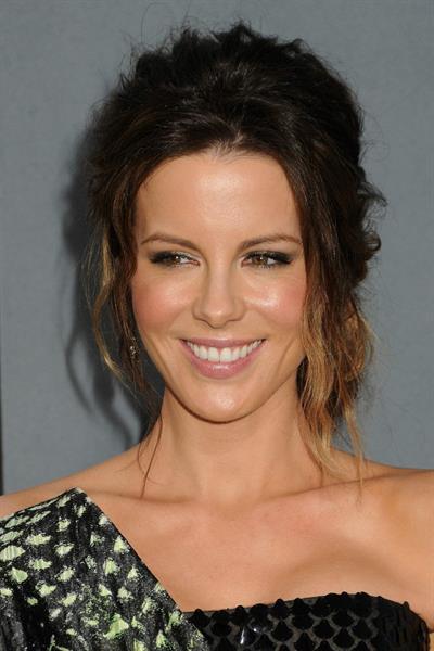 Kate Beckinsale Premiere of Columbia Pictures' 'Total Recall' at Grauman's Chinese Theatre in Hollywood August 1-20 