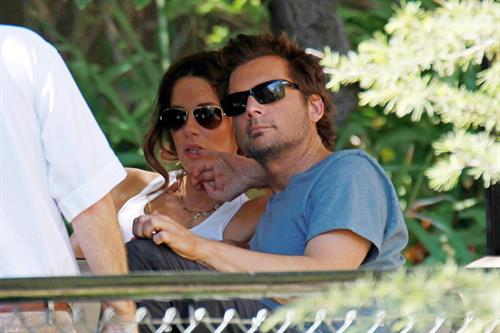 Kate Beckinsale - limo trip to a private tour at the LA Zoo July 26-2012