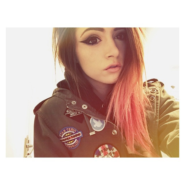 Chrissy Costanza taking a selfie
