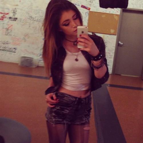 Chrissy Costanza taking a selfie
