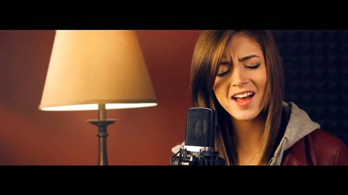 Chrissy Costanza