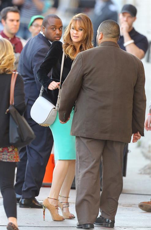 Jennifer Lawrence Arriving at the Jimmy Kimmel Live (January 31, 2013) 