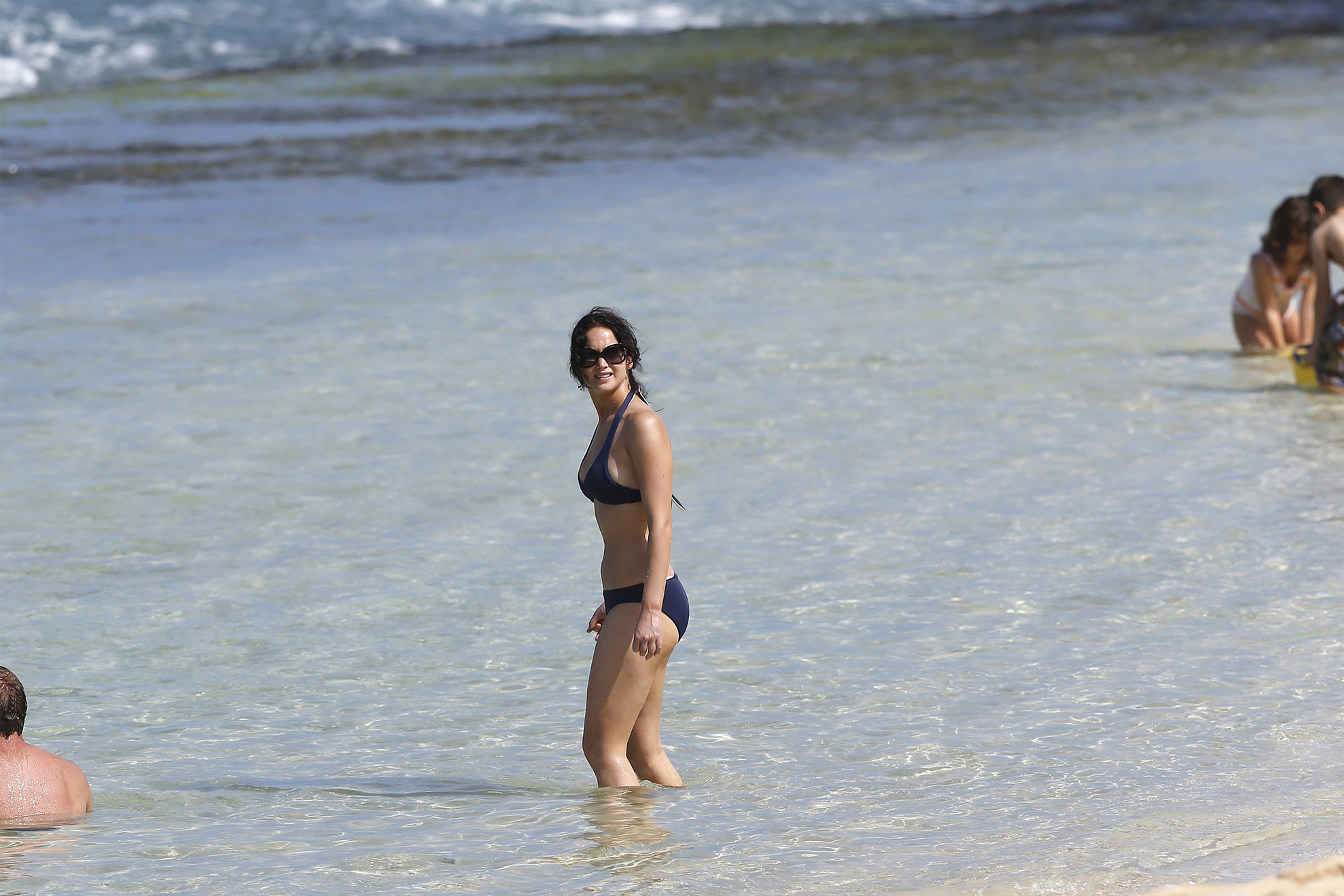 Jennifer Lawrence Bikini Pictures Jennifer Lawrence bikini candids in Hawaii 11/22/12