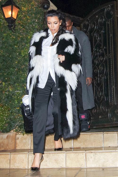 Kim Kardashian Leaving her home with Kanye West in L.A on Dec 31, 2012 