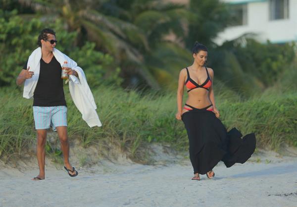 Kim Kardashian - Bikini Candids in Miami 