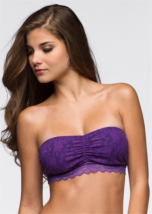 Gabriela Salles in lingerie