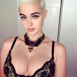 Stefania Ferrario in lingerie