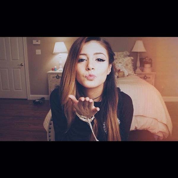 Chrissy Costanza