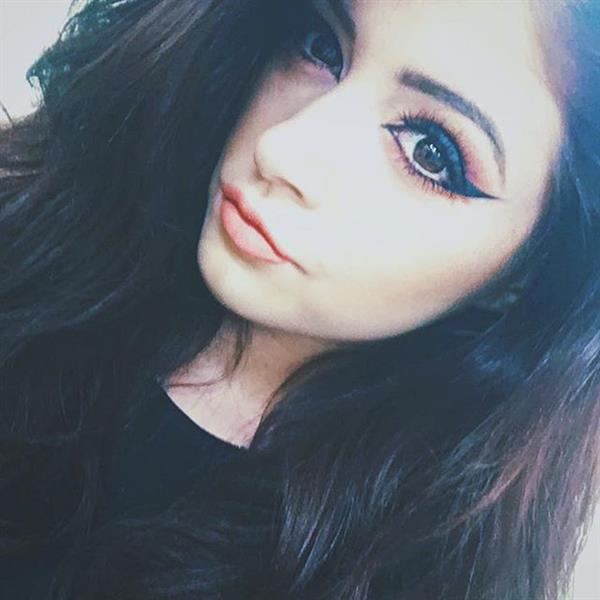 Chrissy Costanza