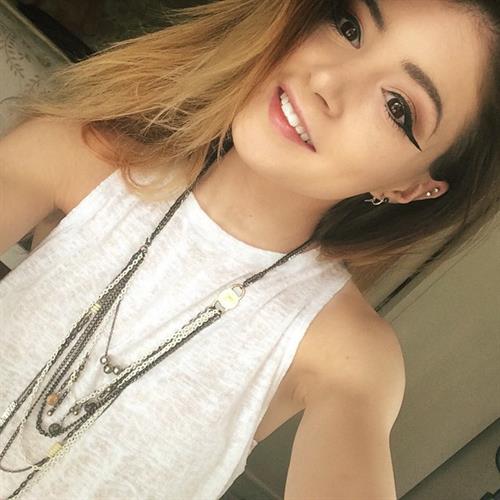 Chrissy Costanza taking a selfie