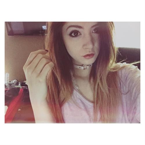 Chrissy Costanza taking a selfie