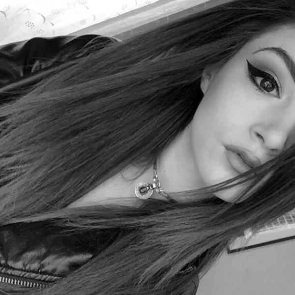 Chrissy Costanza