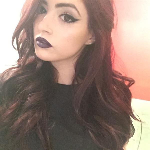 Chrissy Costanza