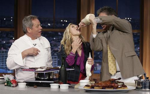 Kristen Bell 'The Late Late Show with Craig Ferguson' - December 11, 2008  