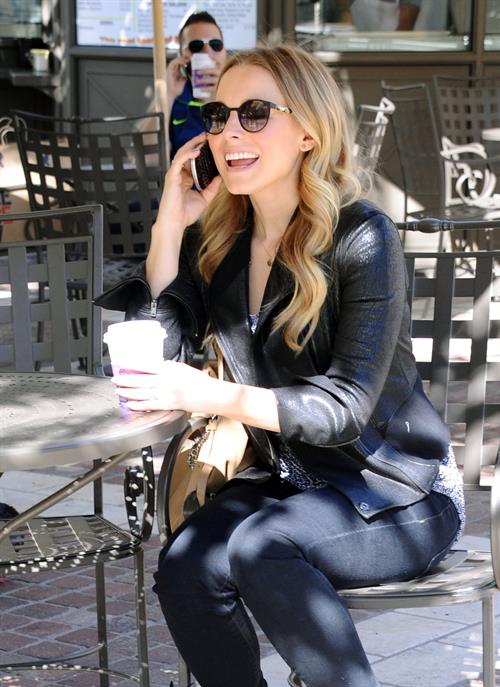 Kristen Bell out shopping at The Americana at Brand in Glendale 10/30/12