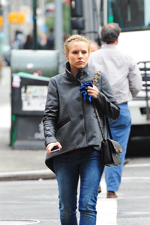 Kristen Bell in Manhattan - October 10, 2012 