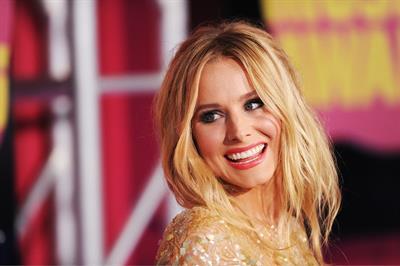 Kristen Bell - 2012 CMT Music Awards in Nashville (June 6, 2012) 