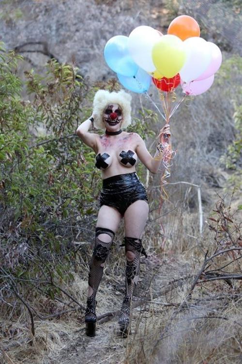 Courtney Stodden as a topless evil clown