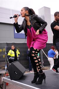 Alesha Dixon - Best Buy Nottingham - May 28, 2011