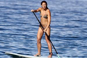 Alex Morgan bikini candids in Hawaii 12/19/12 