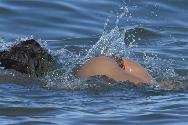 Alex Morgan bikini candids in Hawaii 12/19/12 