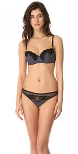 Katarina Ivanovska in lingerie