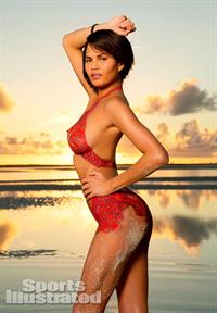 Sports Illustrated 2013 Swimsuit Edition. Chrissy Teigen in Body Paint