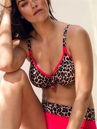 Myla Dalbesio in a bikini