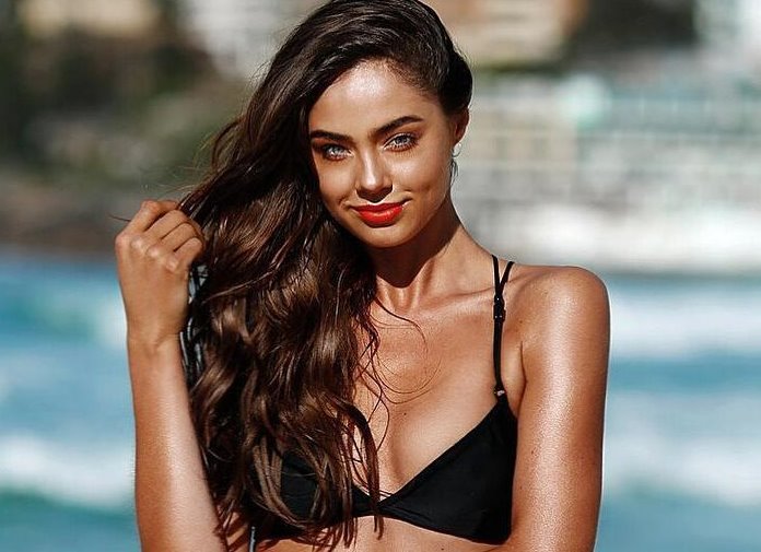 Elouise Morris in a bikini