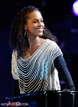 Alicia Keys World Cup Kick Off Celebration Concert on June 10, 2010 