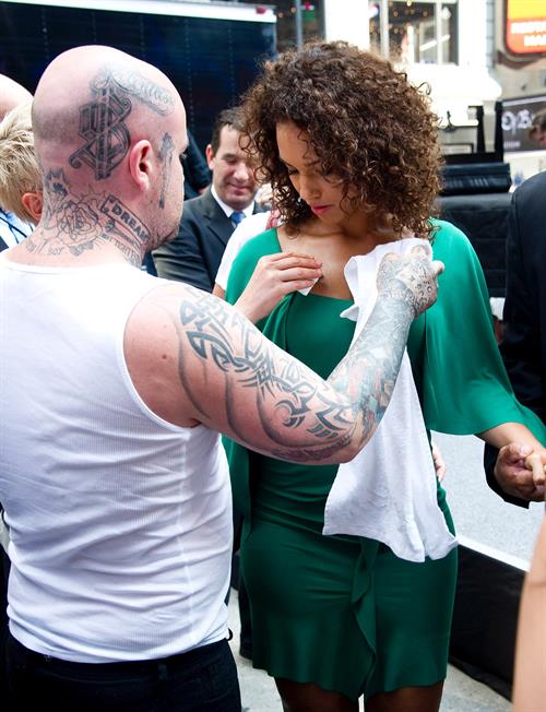 Alicia Keys visits ABC's Good Morning America on June 28, 2011 