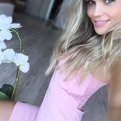 Hilde Osland taking a selfie