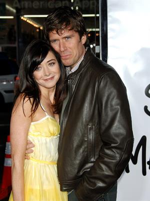 Alyson Hannigan attending the premiere of Forgetting Sarah Marshall 
