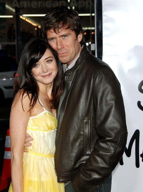 Alyson Hannigan attending the premiere of Forgetting Sarah Marshall 