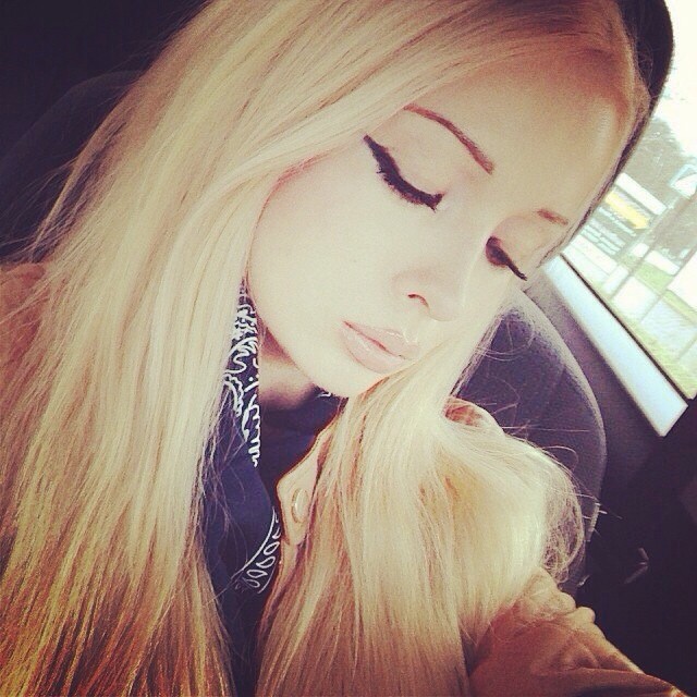 Valeria Lukyanova taking a selfie