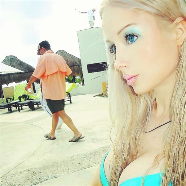 Valeria Lukyanova in a bikini taking a selfie