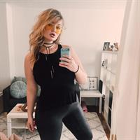 Hunter McGrady taking a selfie