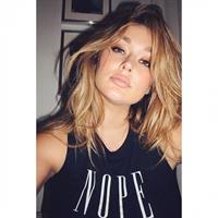 Hunter McGrady Selfie Pictures Hunter McGrady taking a selfie