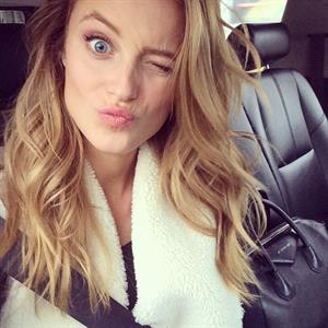 Kate Bock taking a selfie