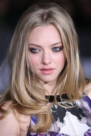 Amanda Seyfried In Time premiere in Los Angeles on October 20, 2011 