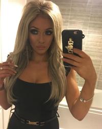 Danielle Coppell taking a selfie