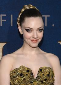 Amanda Seyfried 'Les Miserables' premiere in New York 12/10/12 