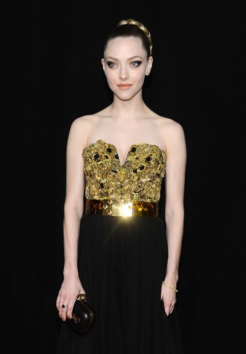Amanda Seyfried 'Les Miserables' premiere in New York 12/10/12 