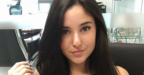Angie Varona Pictures Angie Varona