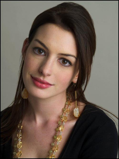Anne Hathaway
